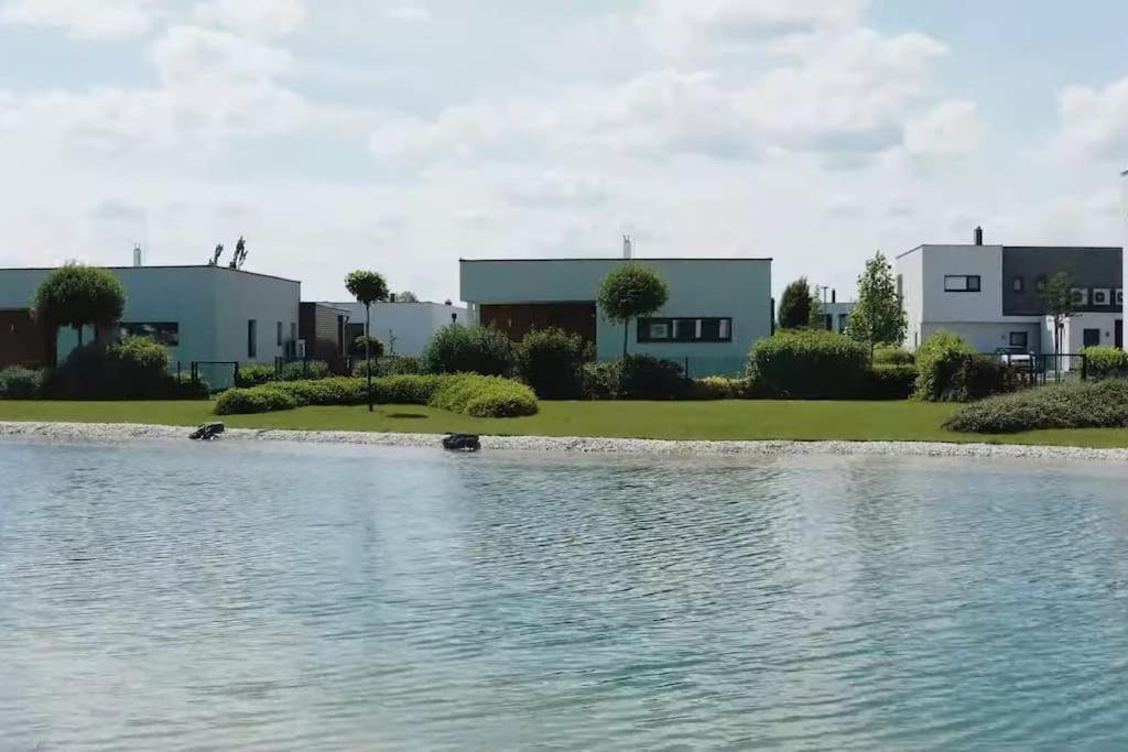 Luxus Appartement Am Golfplatz Und Therme Lutzmannsburg Zsira Exterior photo